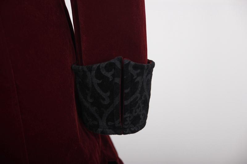 Men's Ruffled Sleeve Vintage Tailcoat